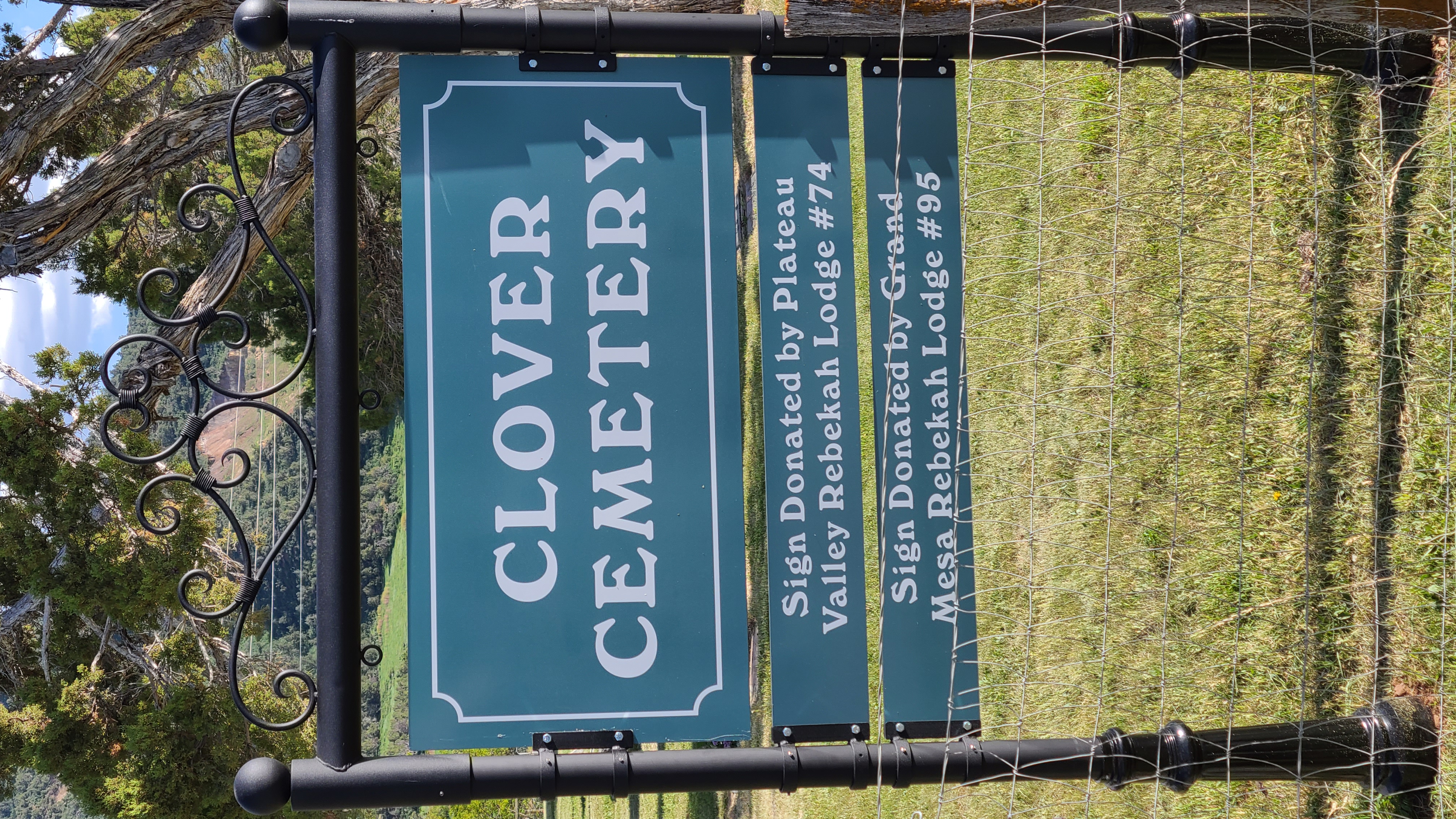 Clover Cemetery Image